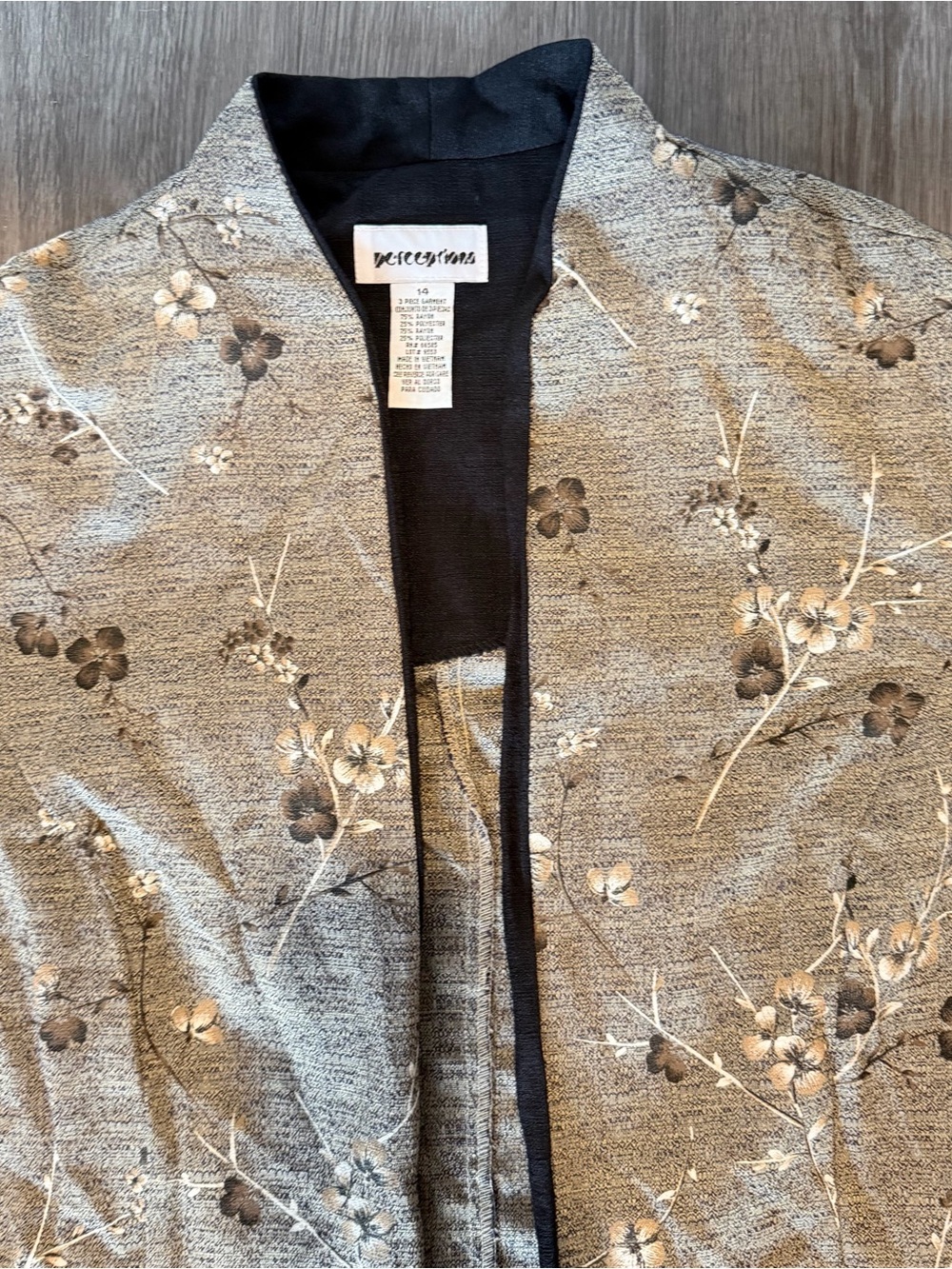 Peceptions Open front Jacket - Picture 2 of 4